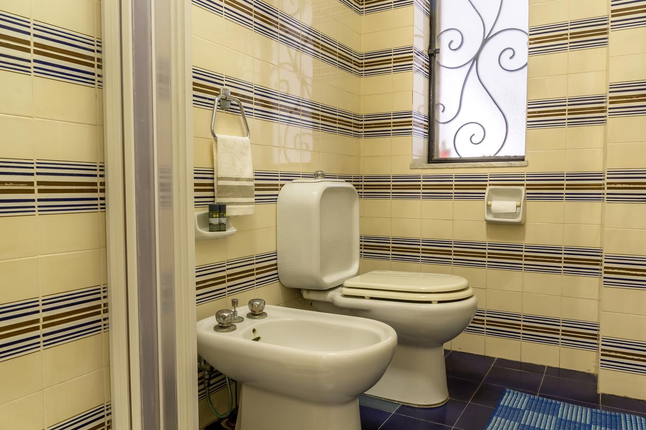 Casa Di Paola Lägenhet Giardini Naxos Exteriör bild