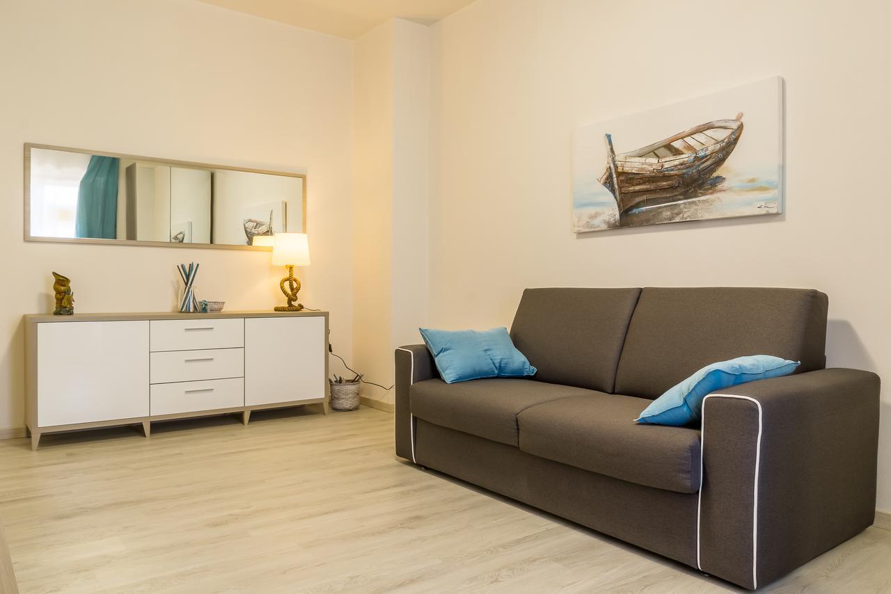 Casa Di Paola Lägenhet Giardini Naxos Exteriör bild